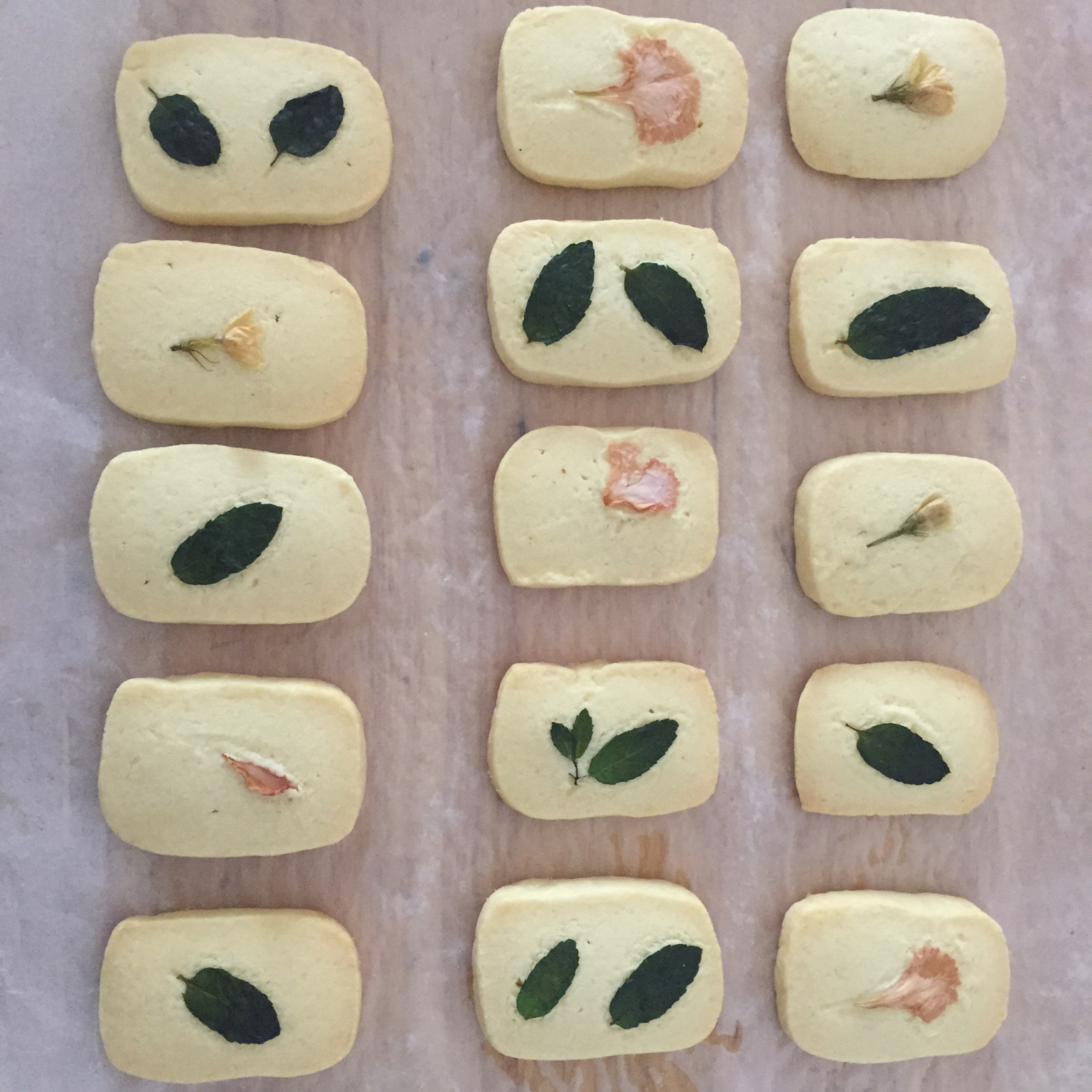 鲜香草黄油饼干（红极一时呱呱饼）