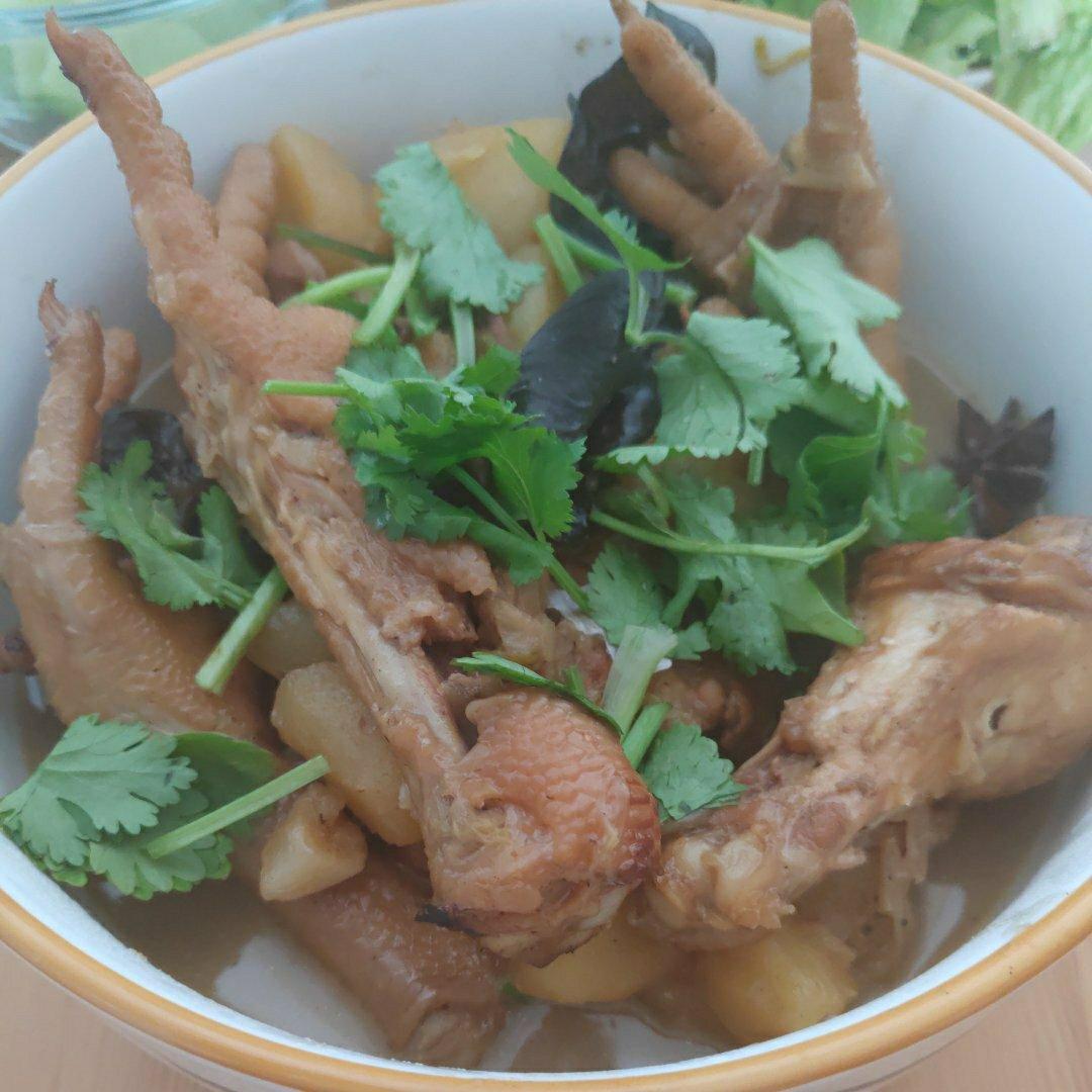 小鸡炖蘑菇