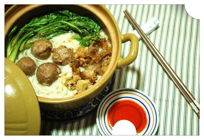 《砂锅是厨房白痴最好的朋友》砂锅丸子牛筋粿条的做法