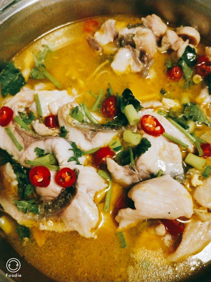 【金汤柠香藤椒鱼】