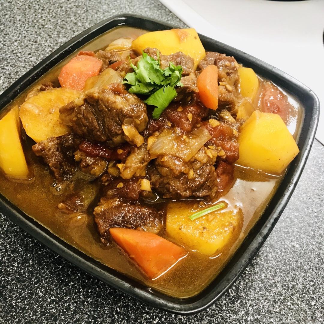 番茄土豆炖牛腩