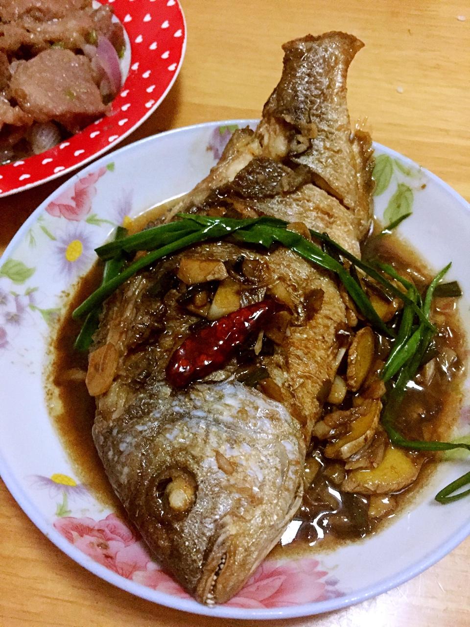 家常红烧鱼