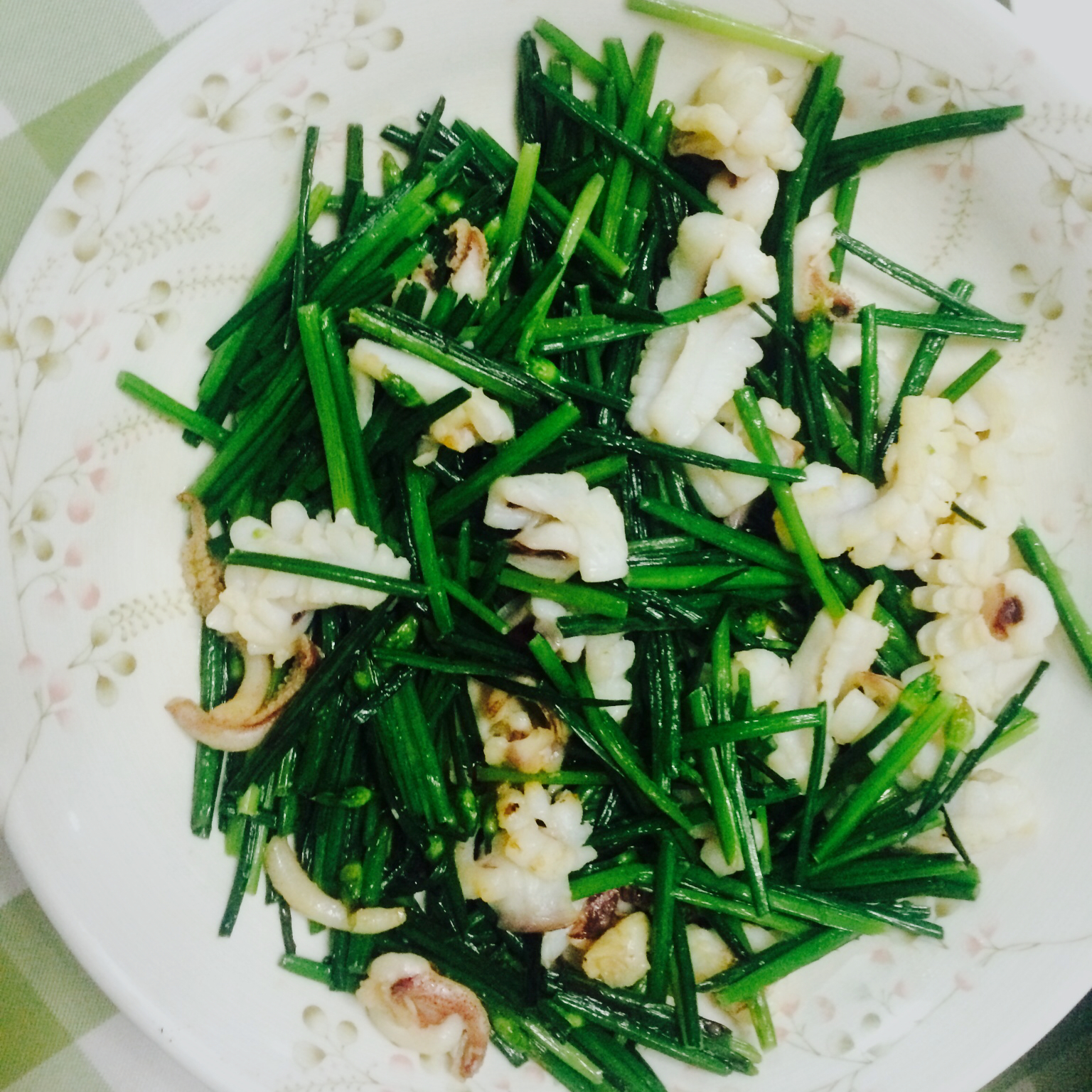 韭菜爆炒鱿鱼卷【阿茂手作·极简美味】