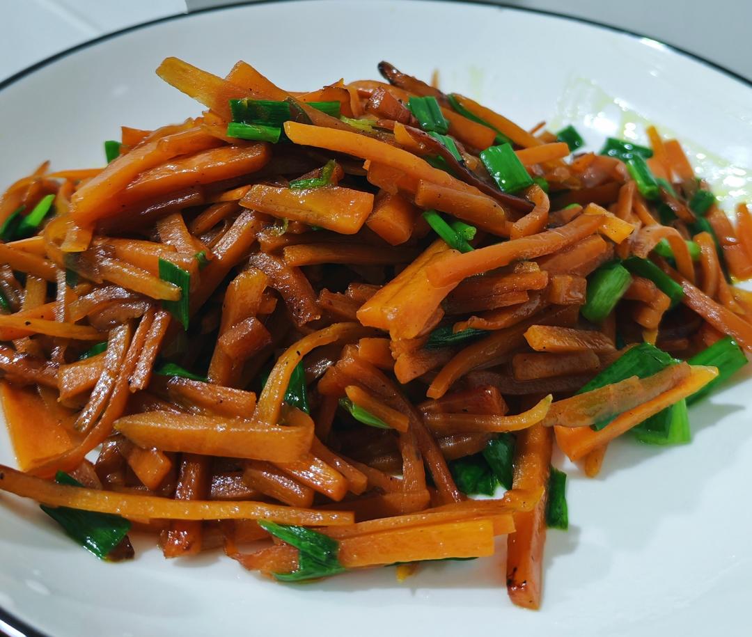 素炒胡萝卜丝
