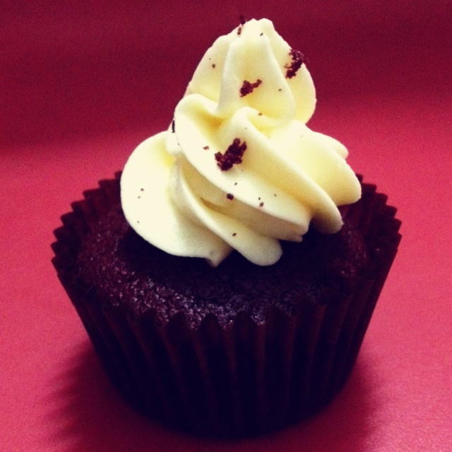 经典红丝绒杯子蛋糕（red velvet cupcake）