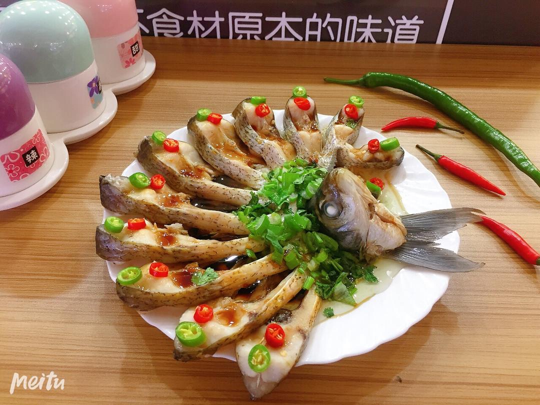 孔雀开屏蒸鱼
