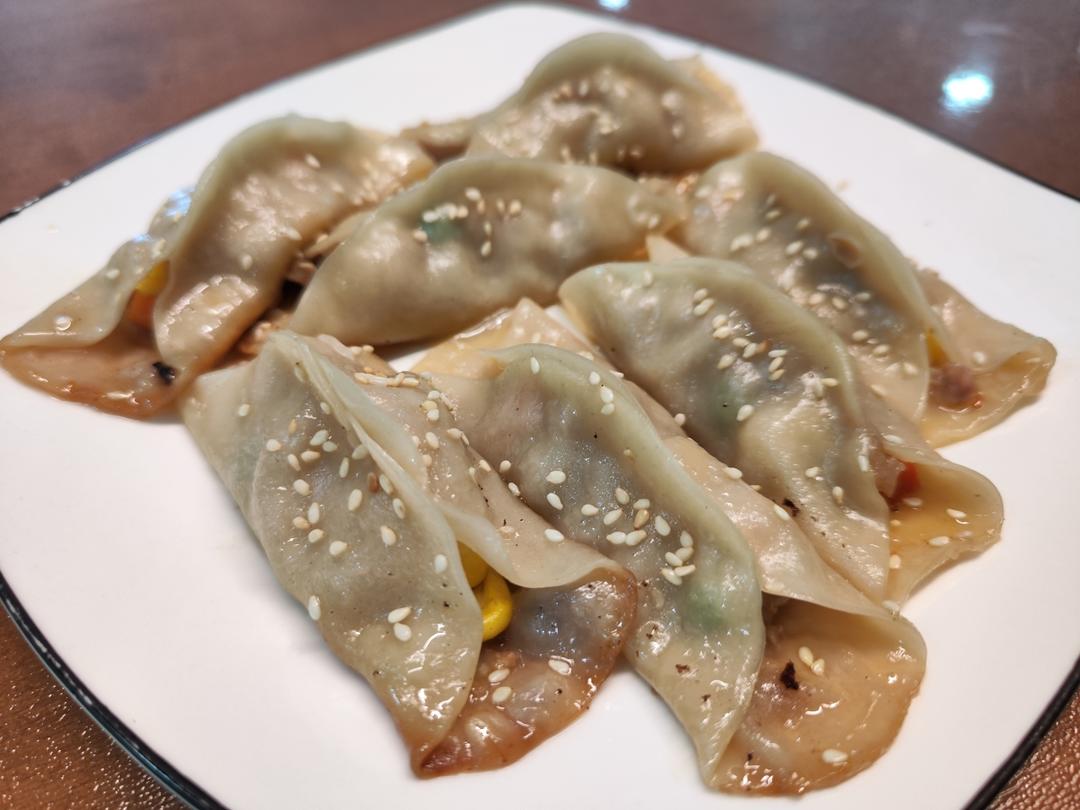 懒人锅贴 不用和面 做法真的超简单！！