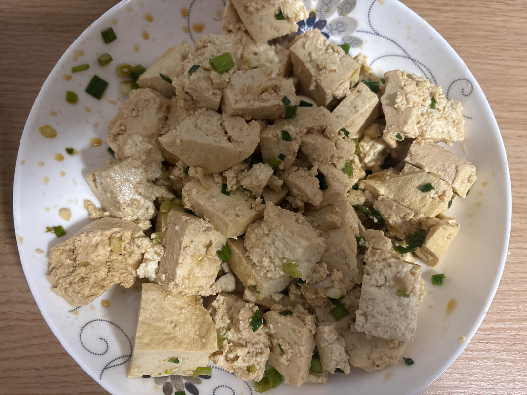 家庭版小葱拌豆腐😋