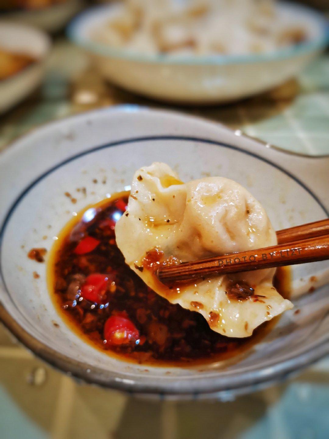 给儿子蒸快手早餐～三鲜三叶饺子