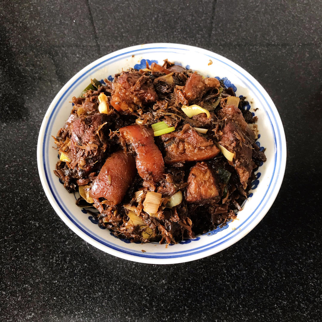 小美梅干菜烧肉