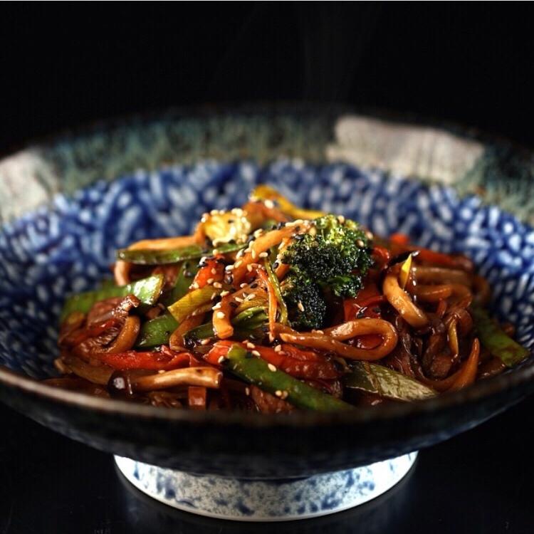 什锦炒乌冬面