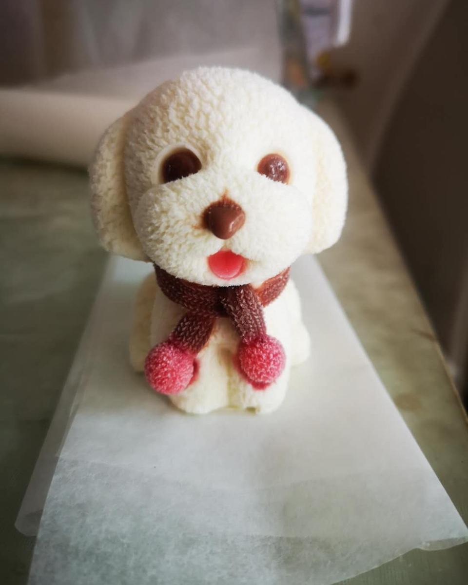 网红沙皮狗慕斯蛋糕