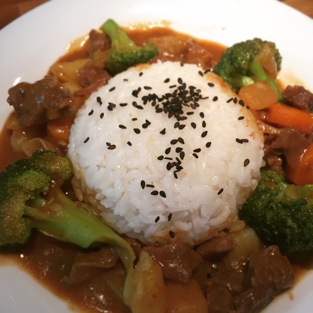 咖喱牛肉饭