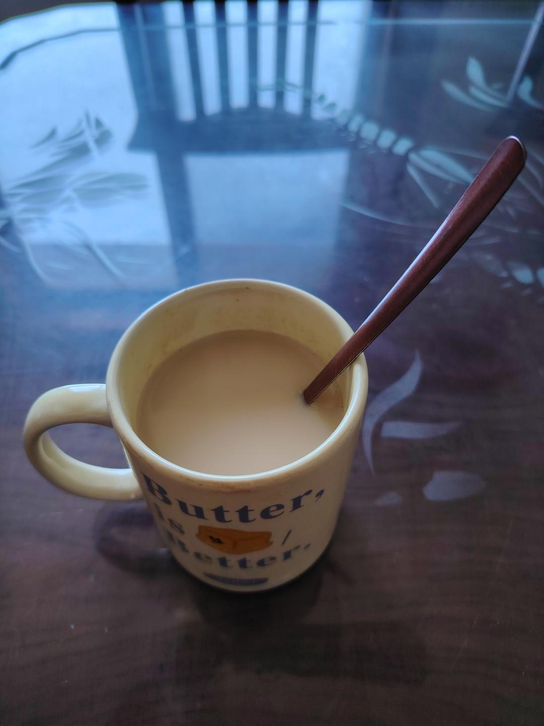 自制原味奶茶