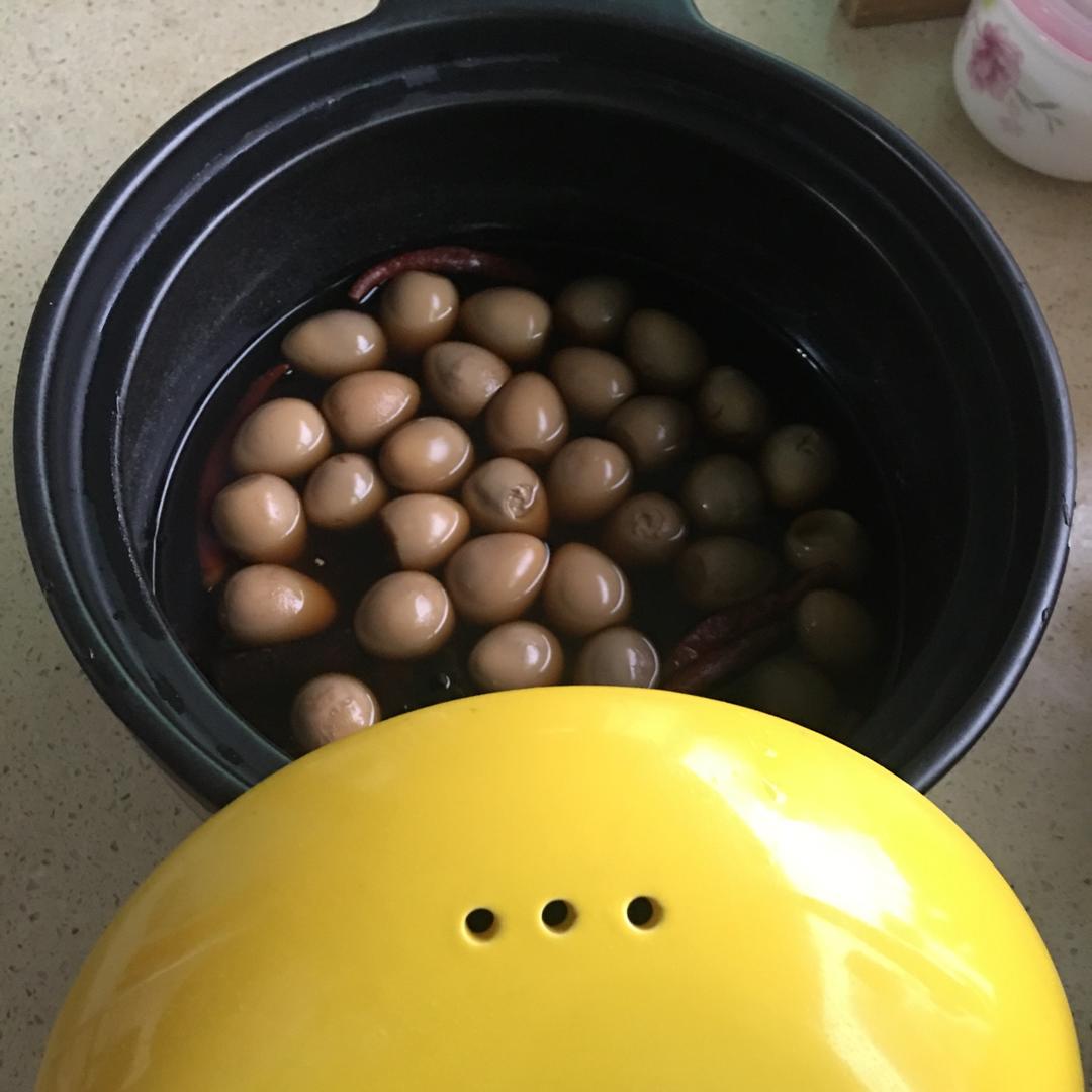 乡巴佬卤鹌鹑蛋