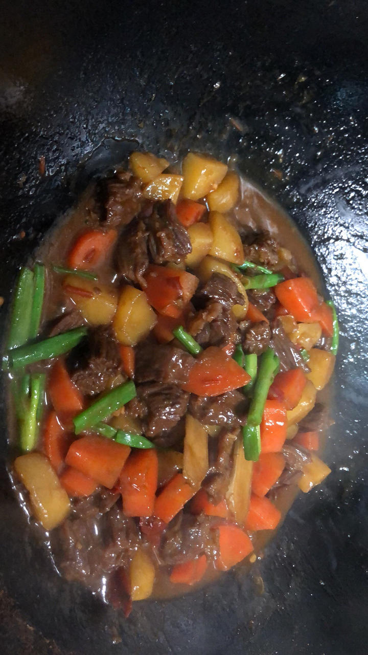 红烧牛肉土豆 （独家秘制）