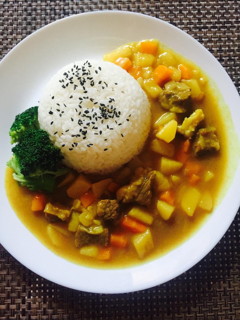 咖喱牛肉饭