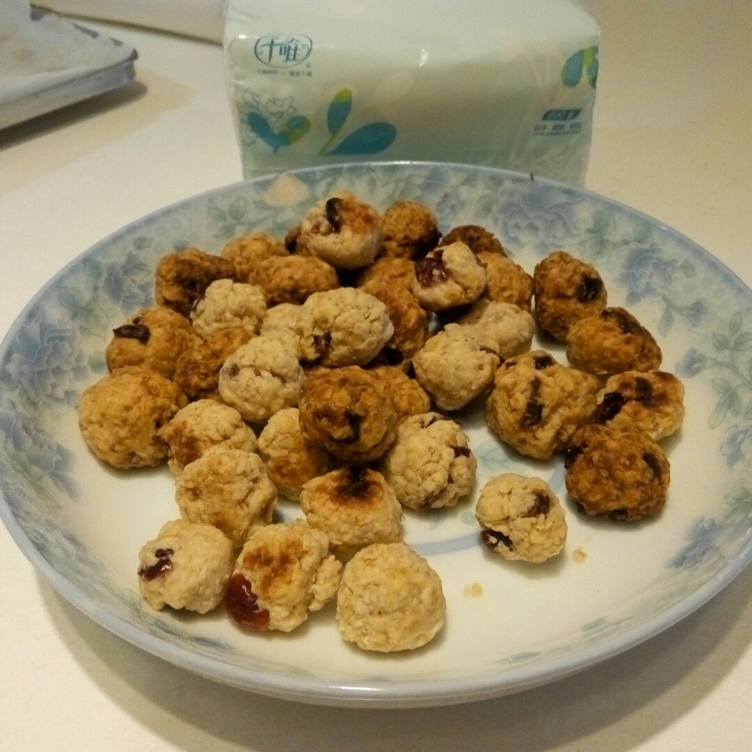 减脂必备：蔓越莓燕麦小球