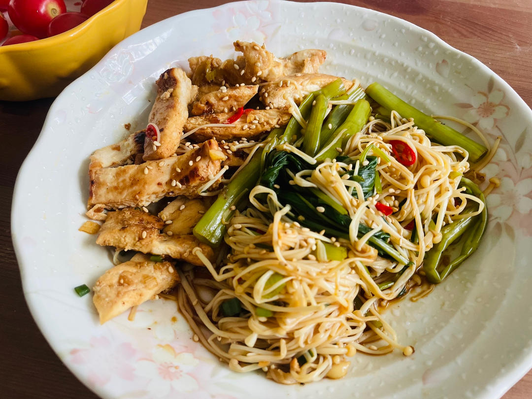 减脂期必备｜这料汁匹配一切蔬菜🥬凉拌菠菜金针菇👼