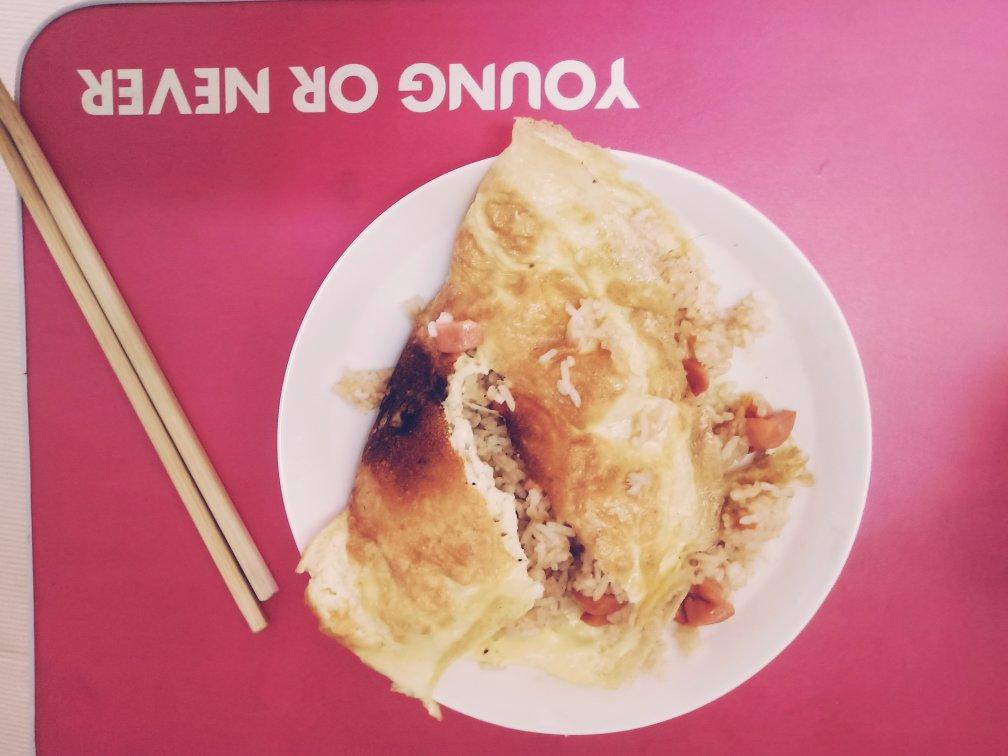 蛋包饭