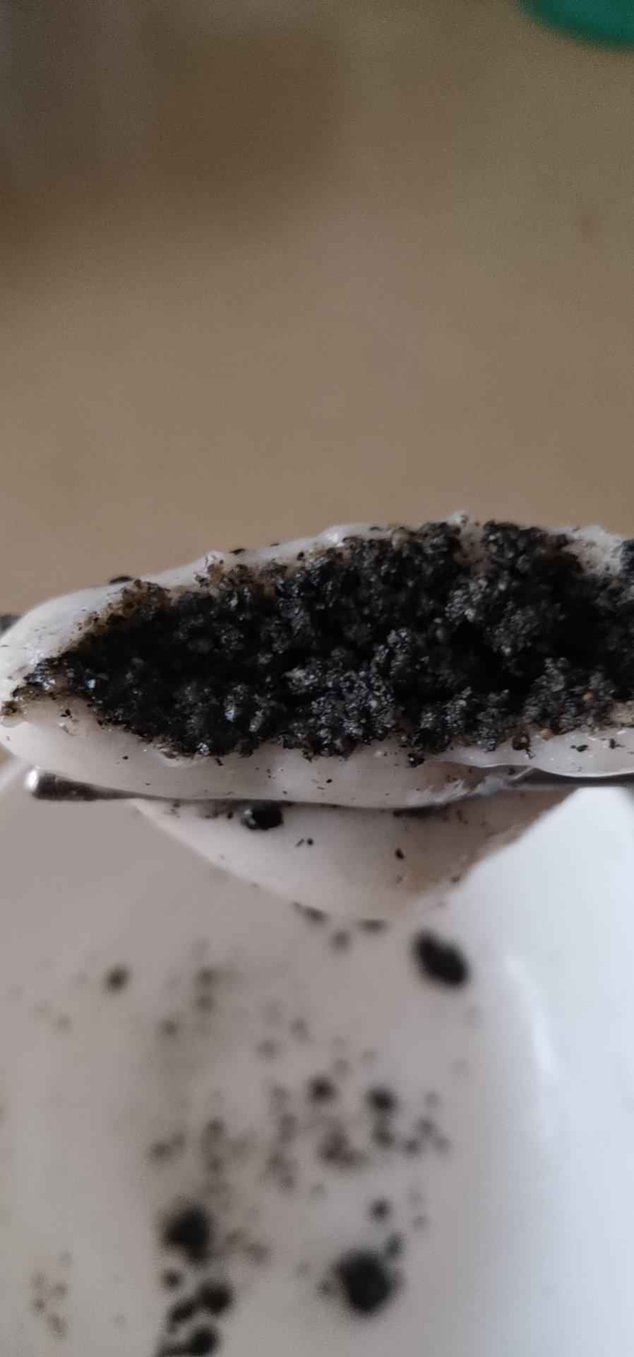 花生黑芝麻汤圆