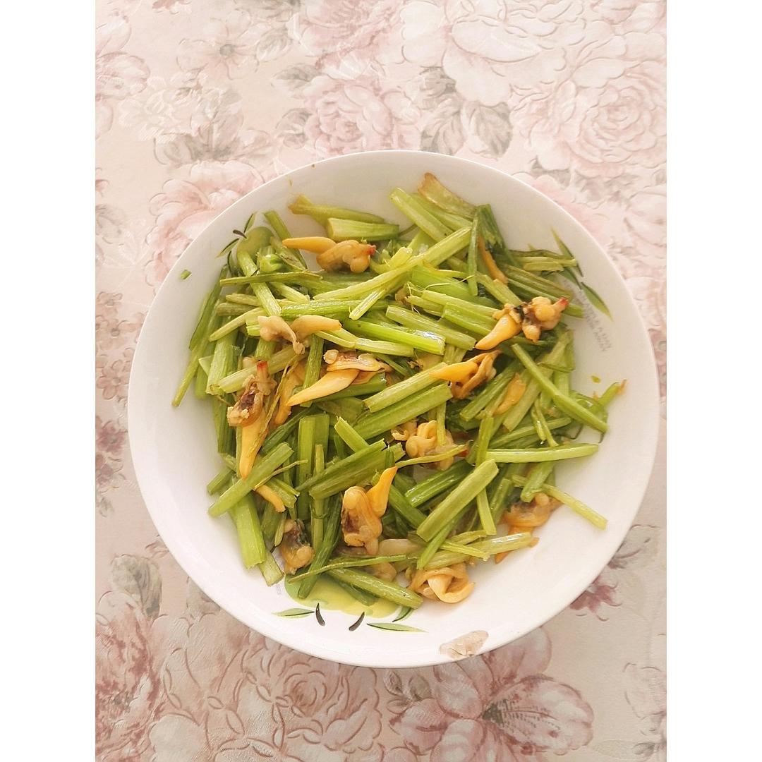芹菜蚬子肉