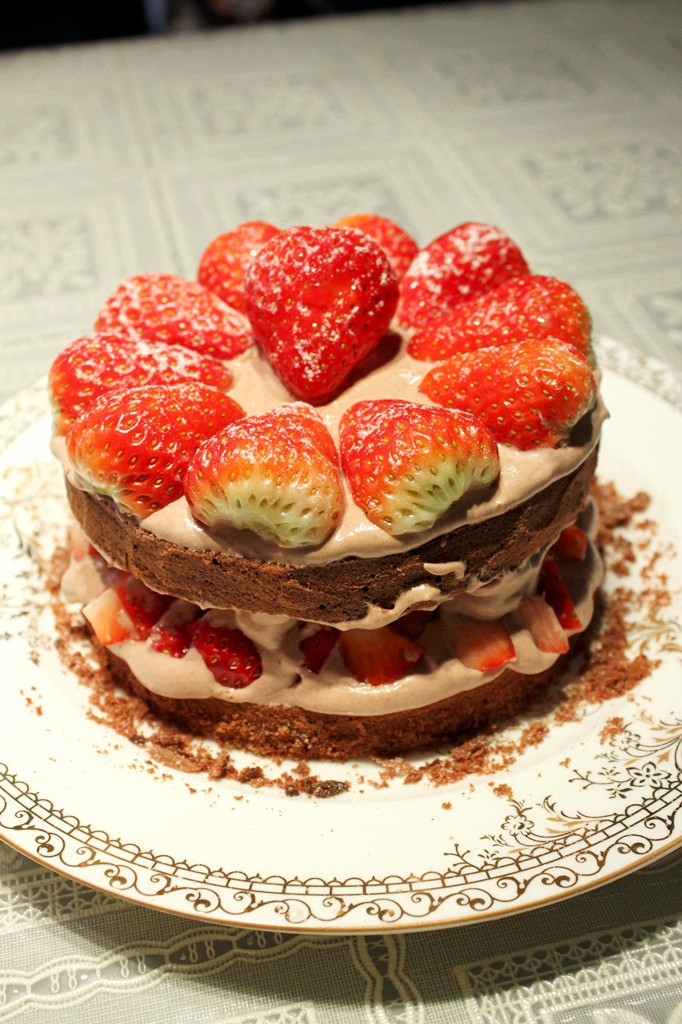 capricornusava做的巧克力草莓奶油蛋糕