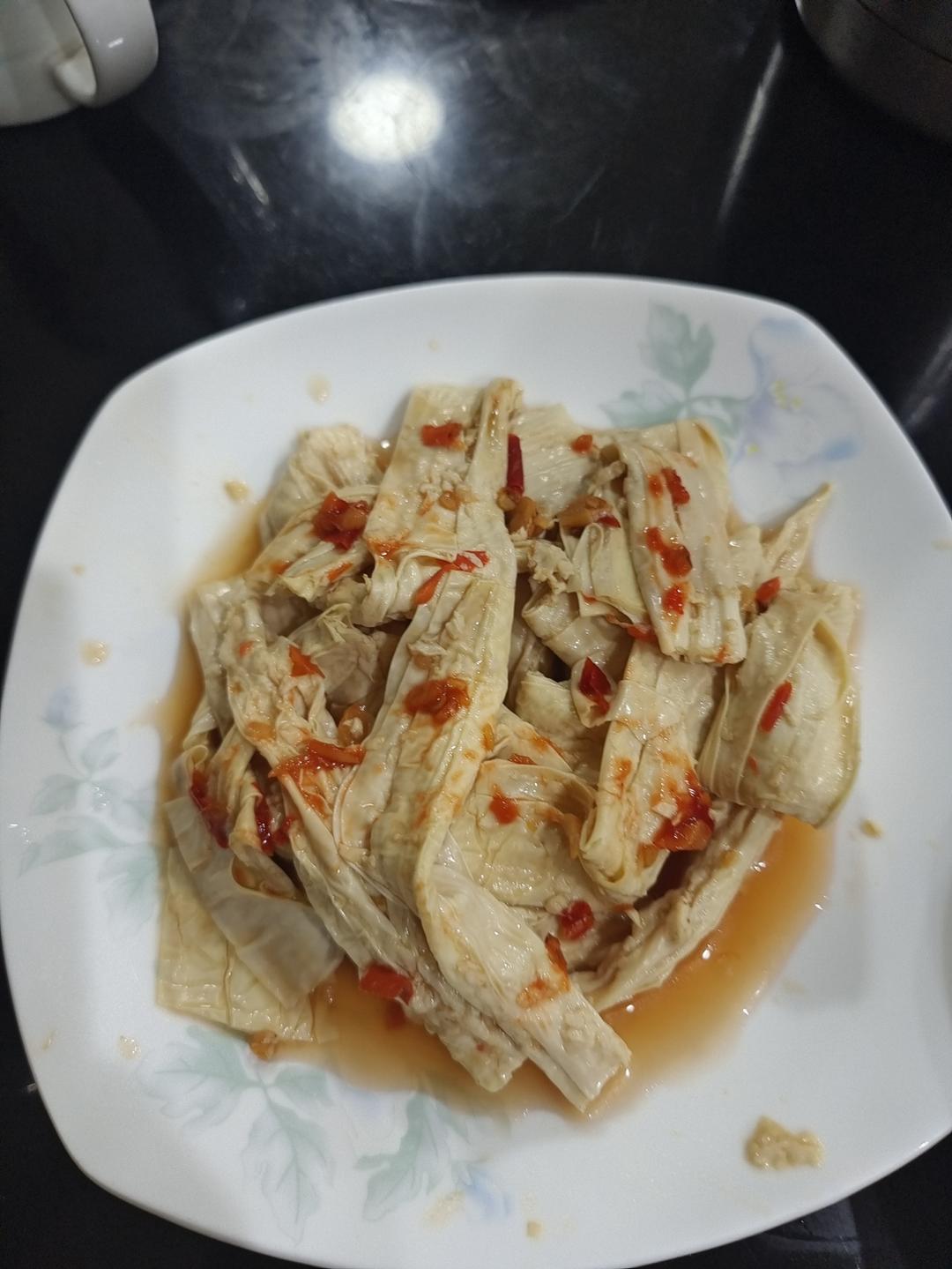 凉拌腐竹