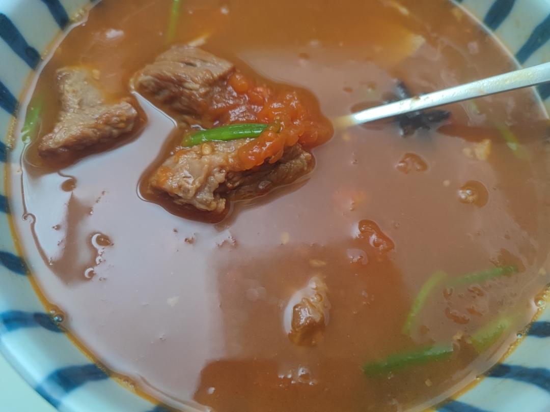 番茄炖牛腩