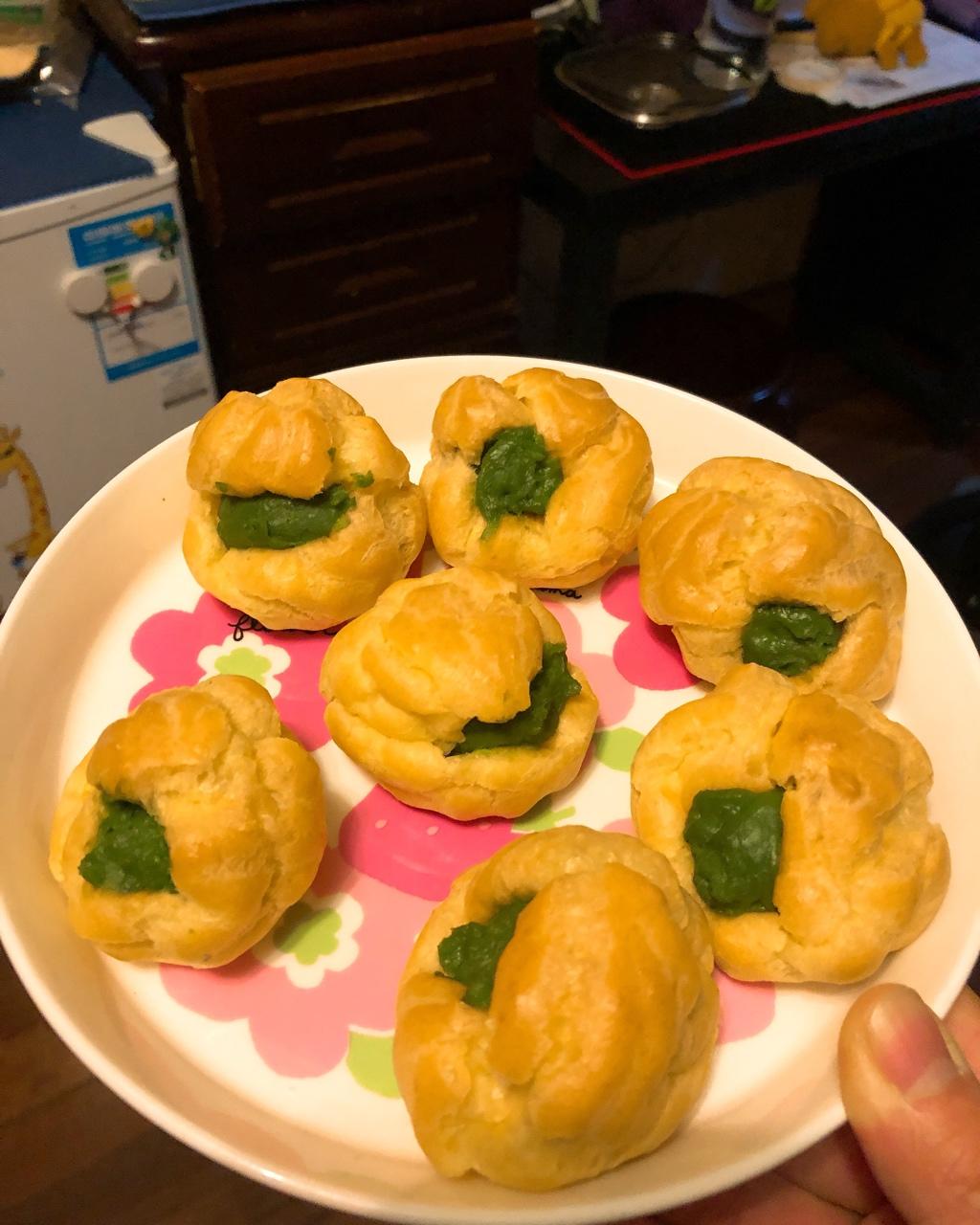 抹茶卡仕达泡芙
