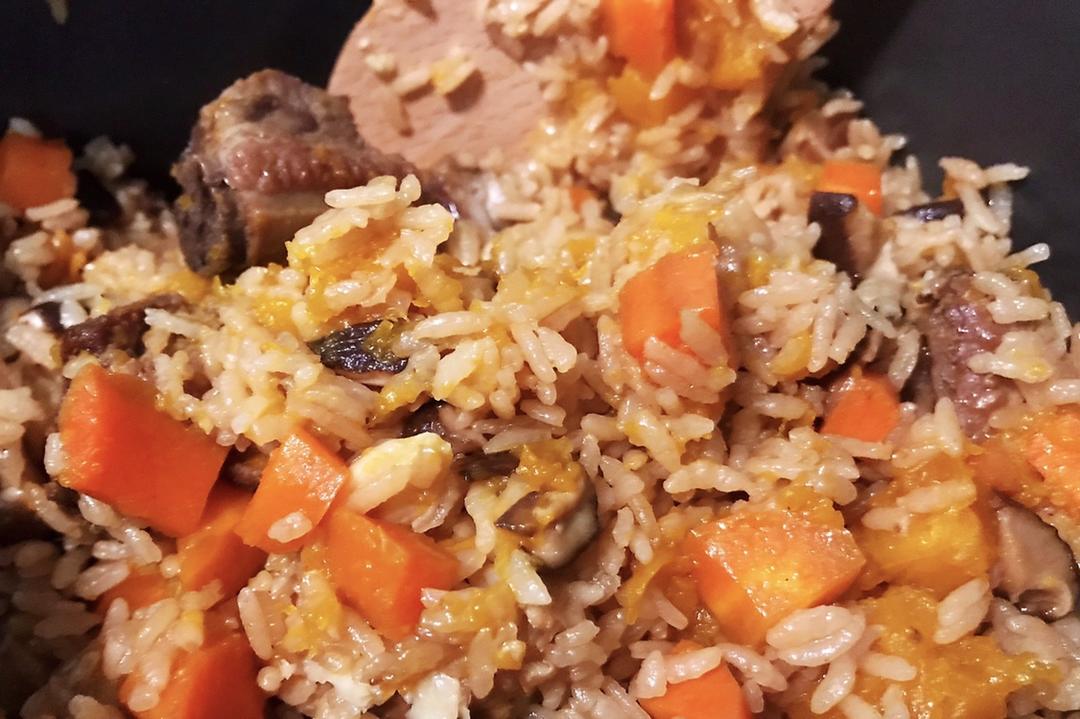 电饭锅版排骨焖饭