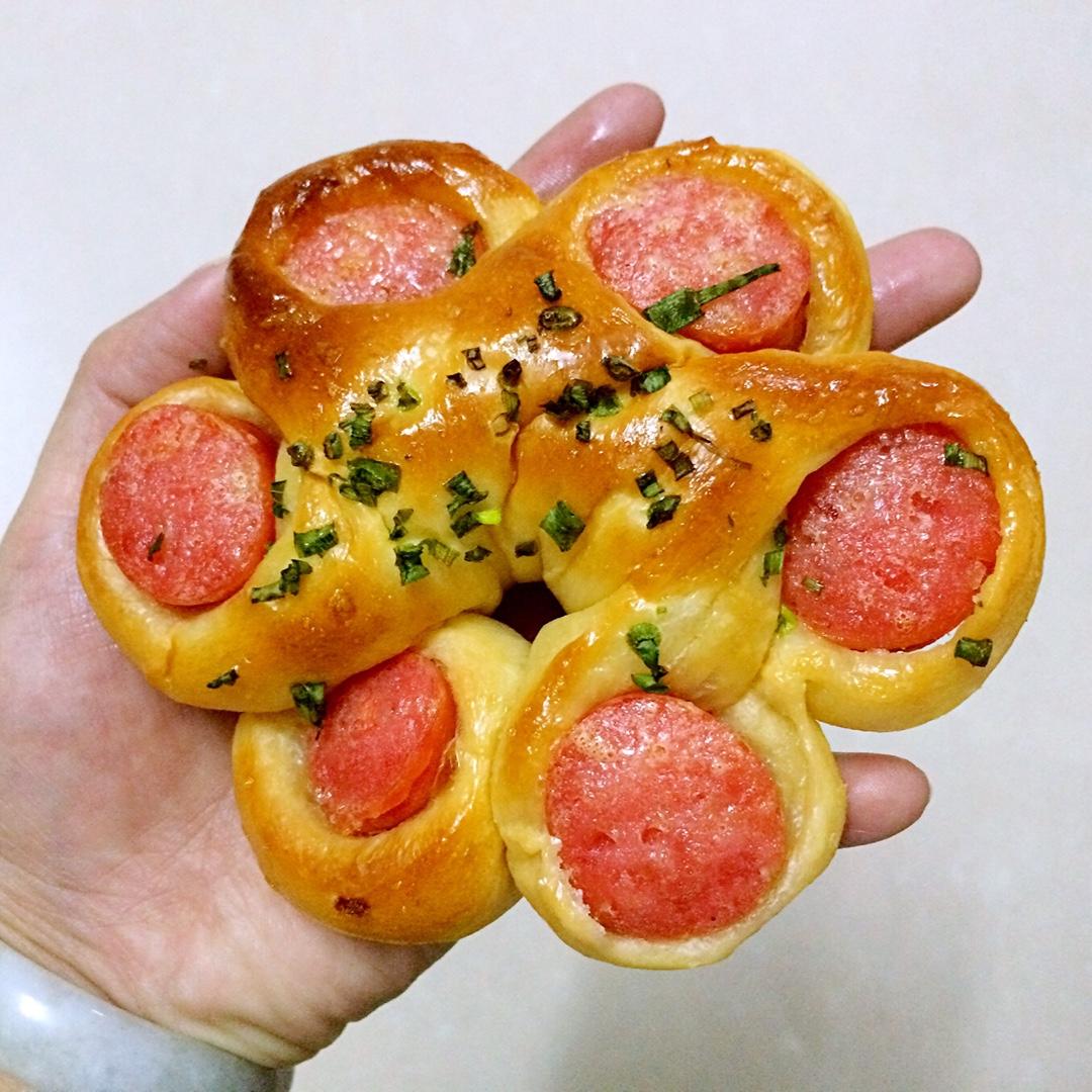 香肠花式面包