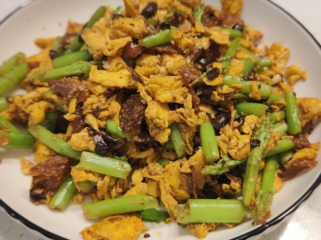 豆豉鲮鱼炒蛋