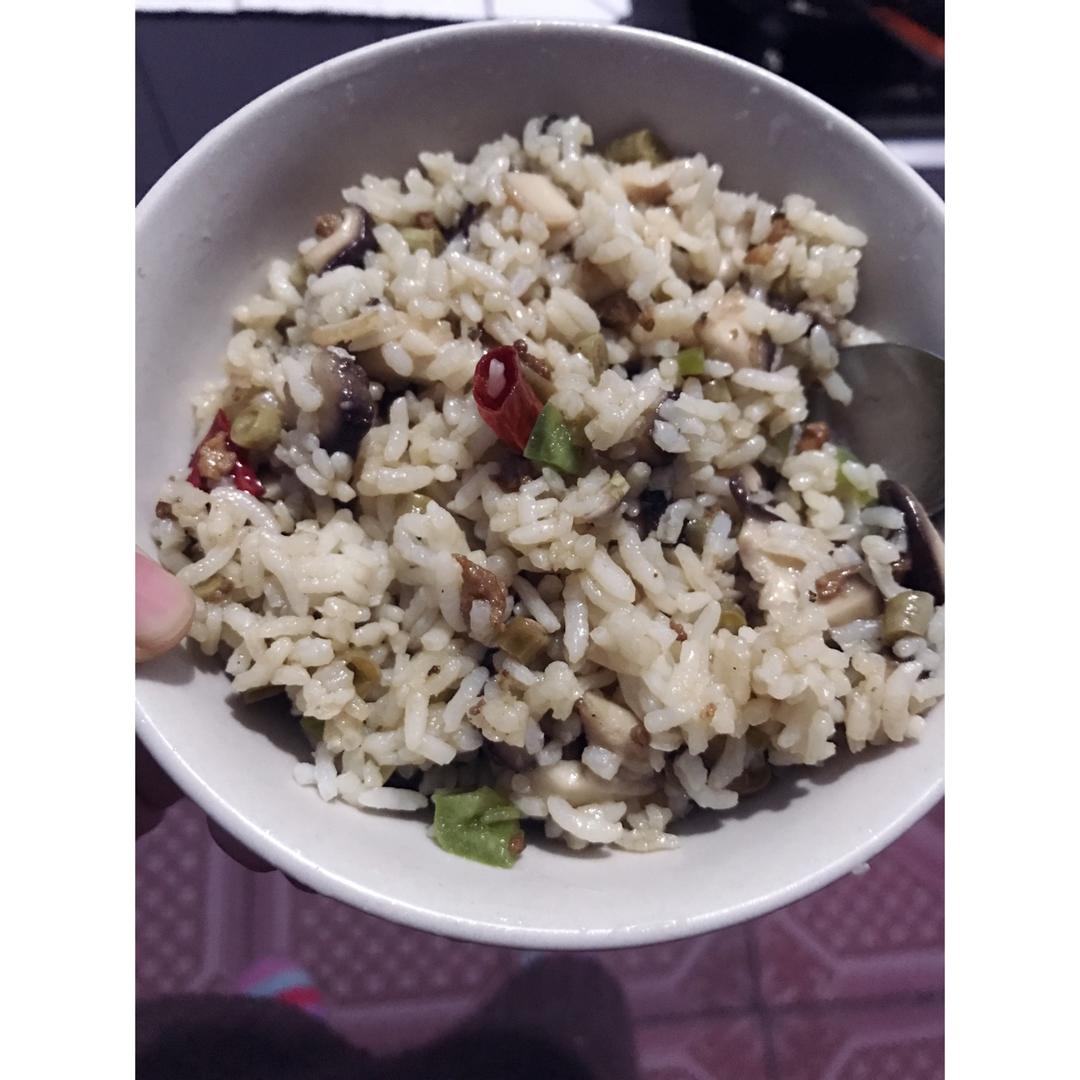 香菇油饭