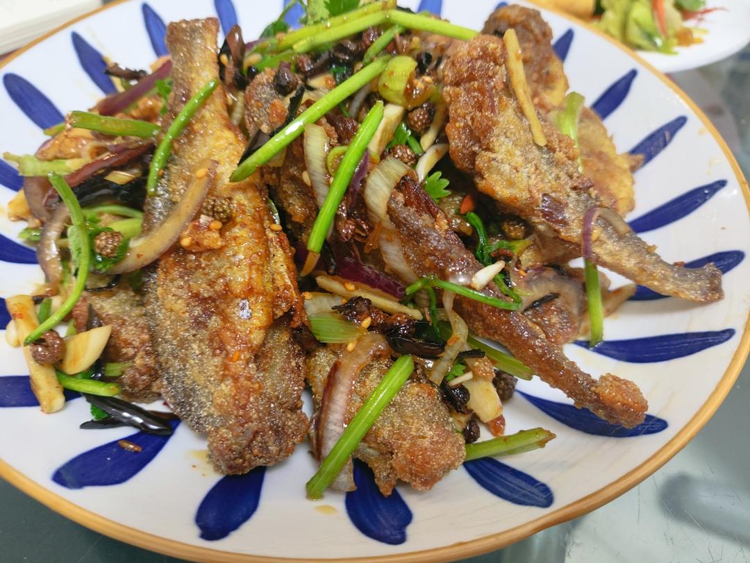 炝拌黄花鱼
