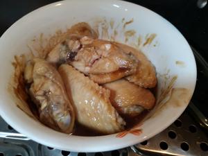 香嫩•秘制酱香鸡翅的做法 步骤3