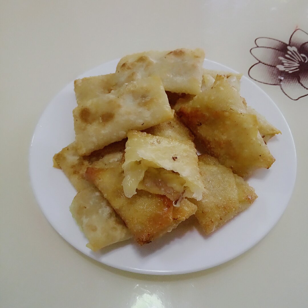一秒上手的超简单香蕉派（无烤箱馄饨皮版）
