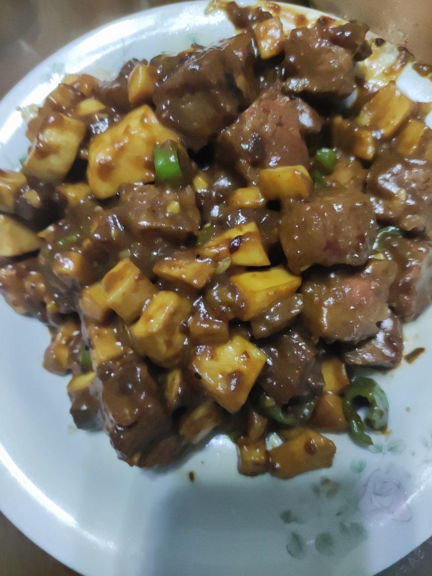 家常菜~杏鲍菇烧牛肉粒