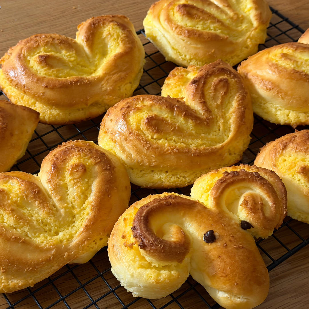 心形❤️椰蓉面包