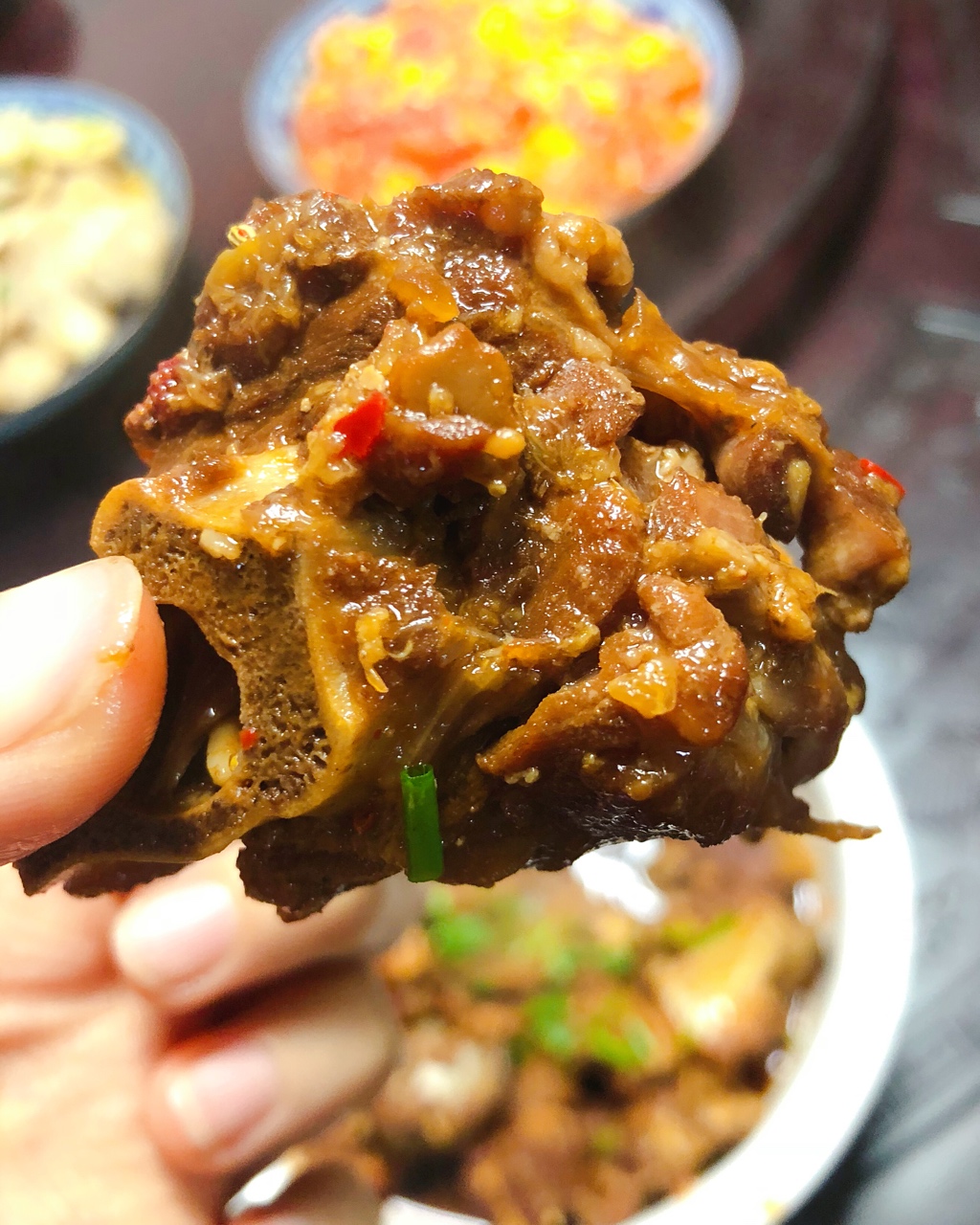 花花未入眠做的酱香羊蝎子