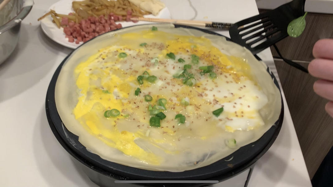 秒杀早餐摊不破皮大煎饼，步骤超详细