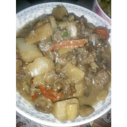 香辣牛肉炖萝卜 Spicy Beef with Turnip