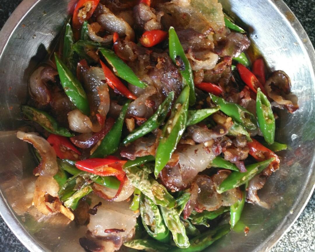 尖椒炒腊肉