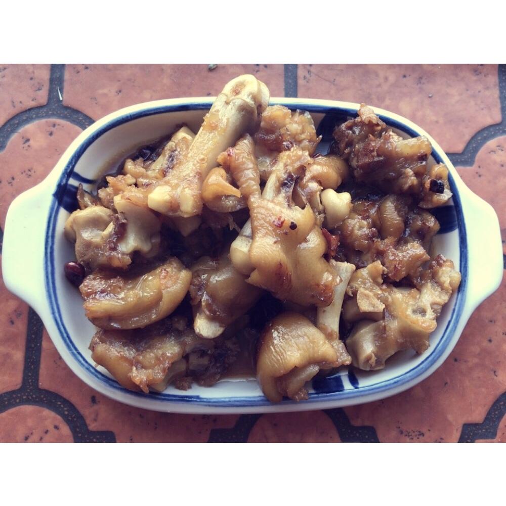 美味的家常菜：红烧猪蹄