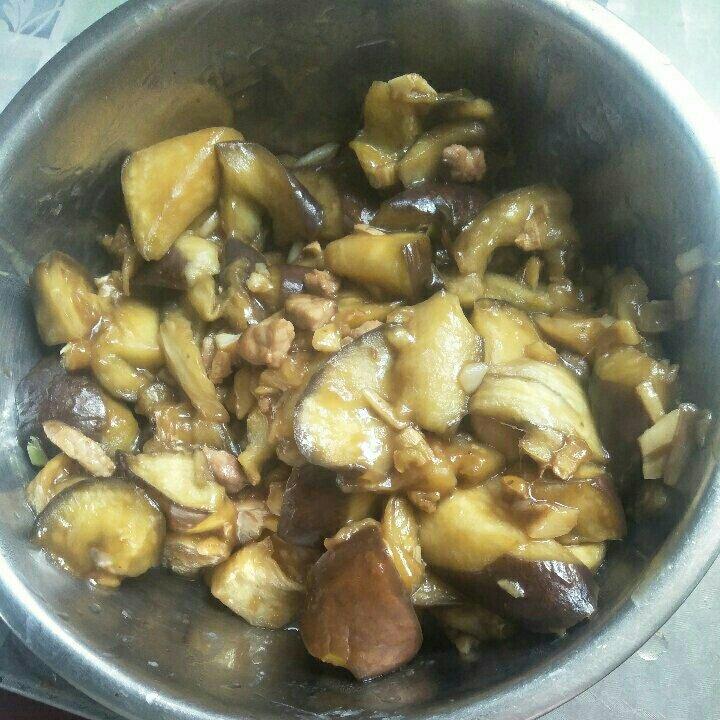 厨师长教你：“少油型鱼香茄子”的做法快收藏了