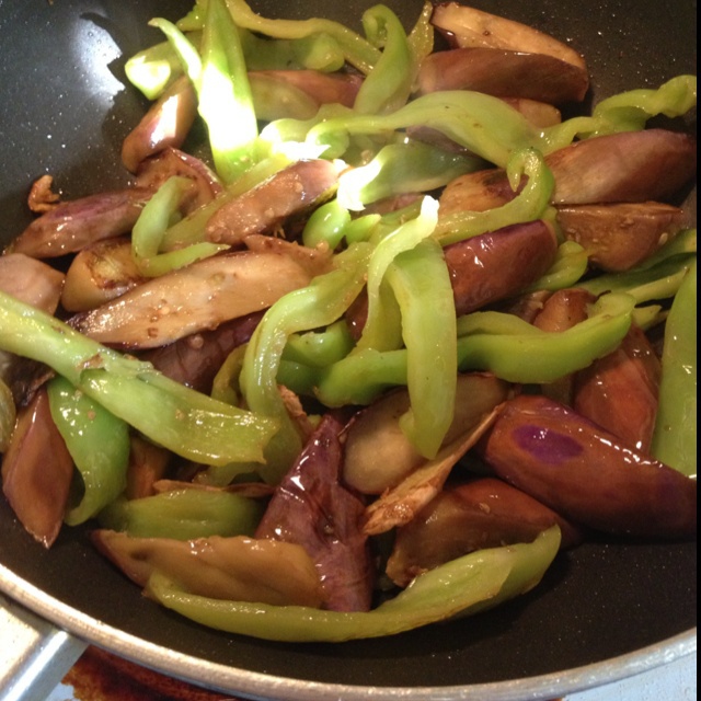 青椒炒茄子