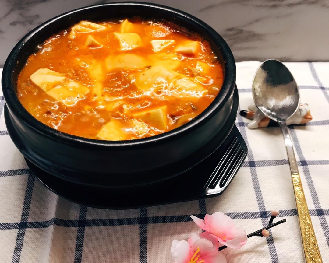 3人做过这道菜鸢朝以南做一个简易版的韩式泡菜嫩豆腐牛肉汤,快手易