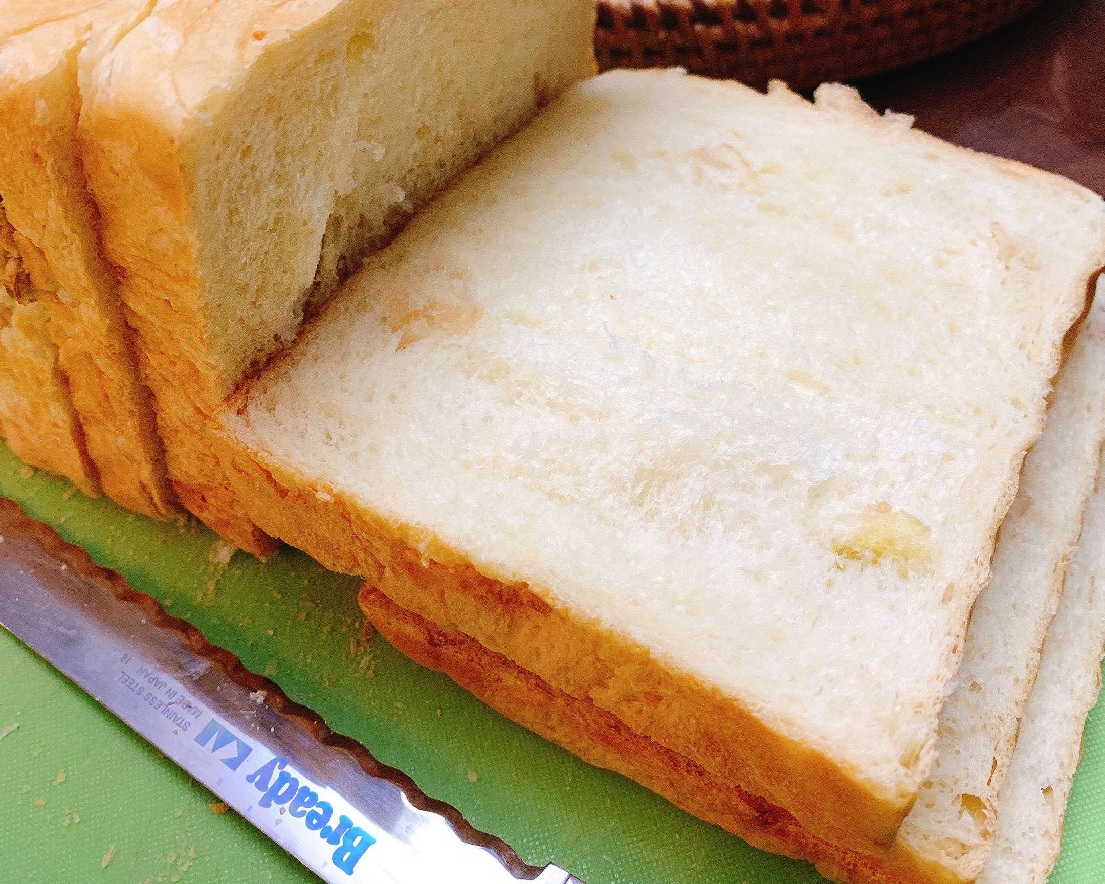 面包机也能做出绵软拉丝的吐司(以松下105为例)的做法 步骤23