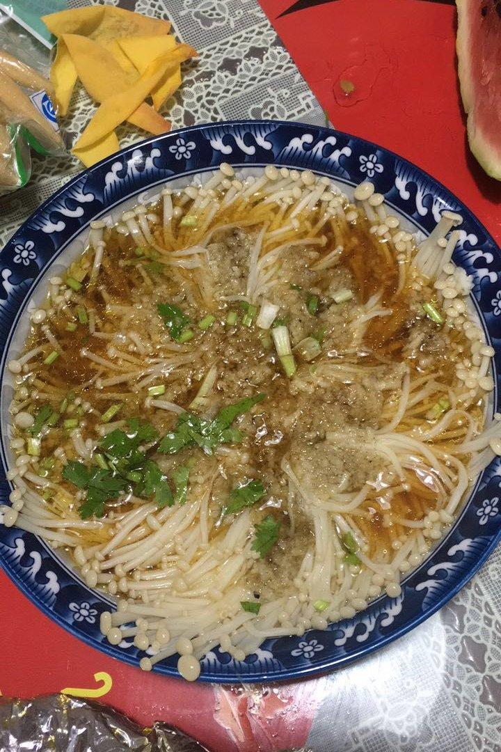 蒜蓉蒸金针菇