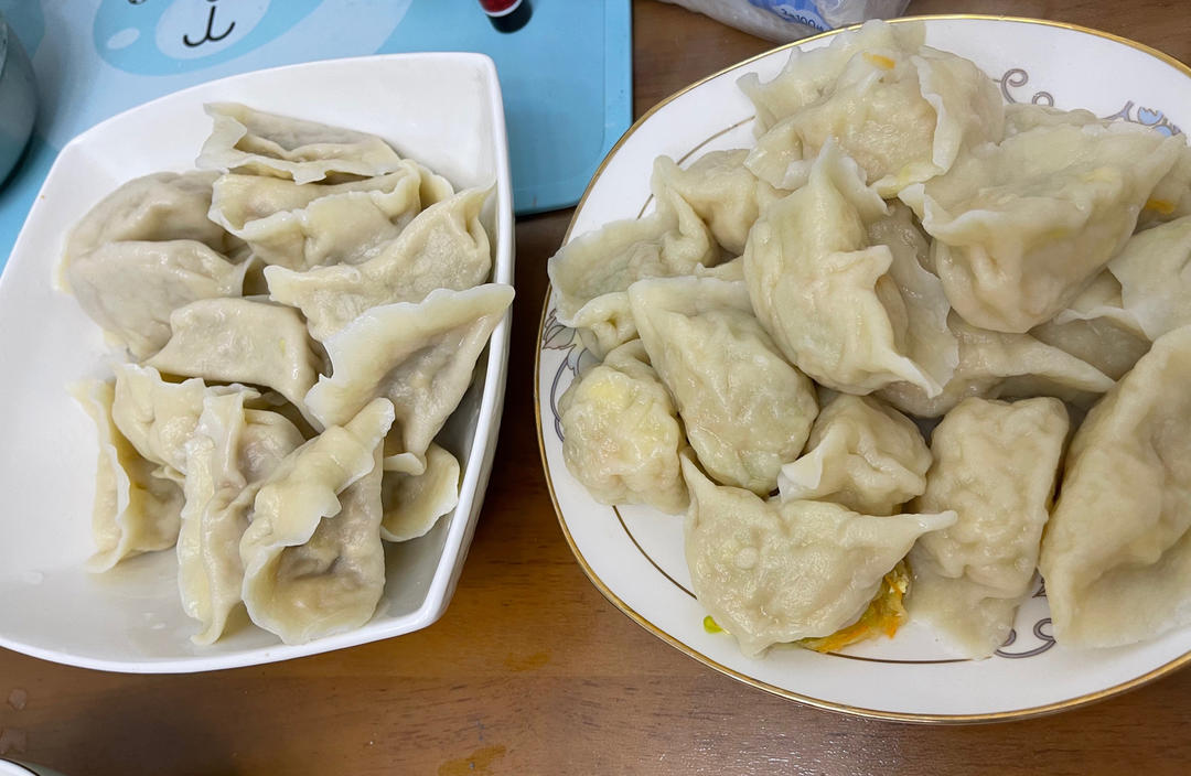 西葫芦鸡蛋饺子
